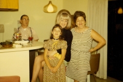 family_1971_000d