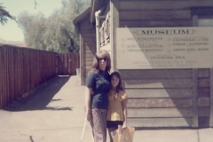 family_1971_004k