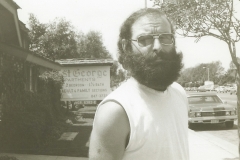 family_1977_000b