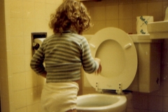 1982-005